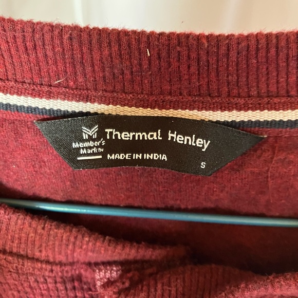 Red Henley Shirt and Gray Pants Set - Picture 3 of 16